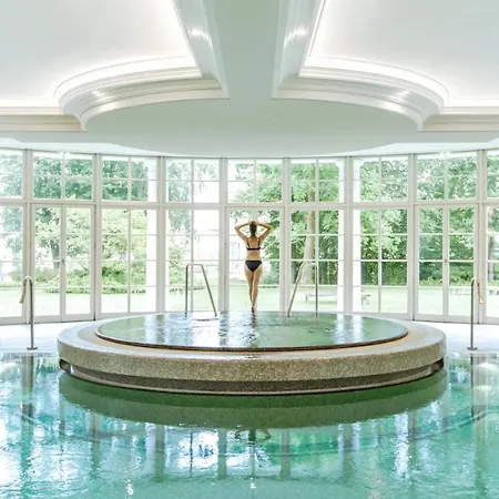 Grand Hotel