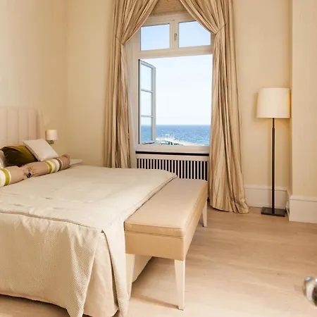Hotel Grand 5*